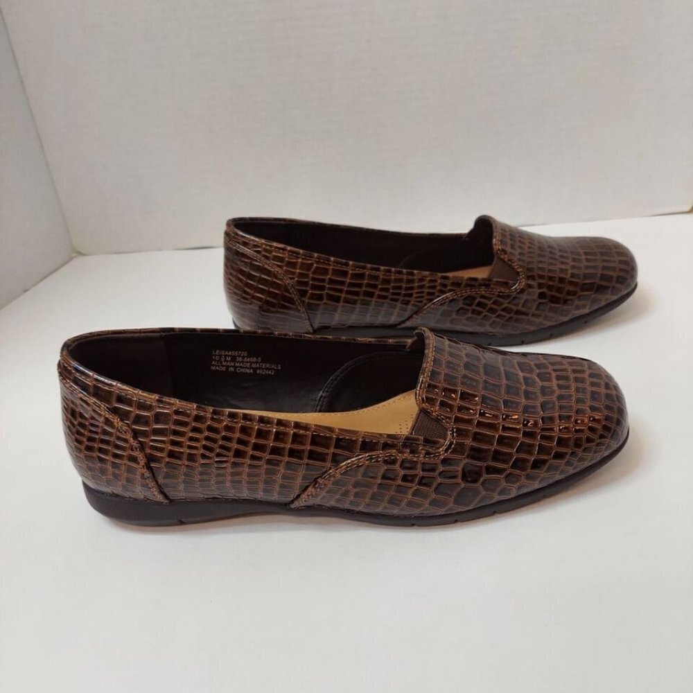 Comfort View "Leisa" Brown Crocodile Faux Patent Loafers Flats 10.5 M Shoes